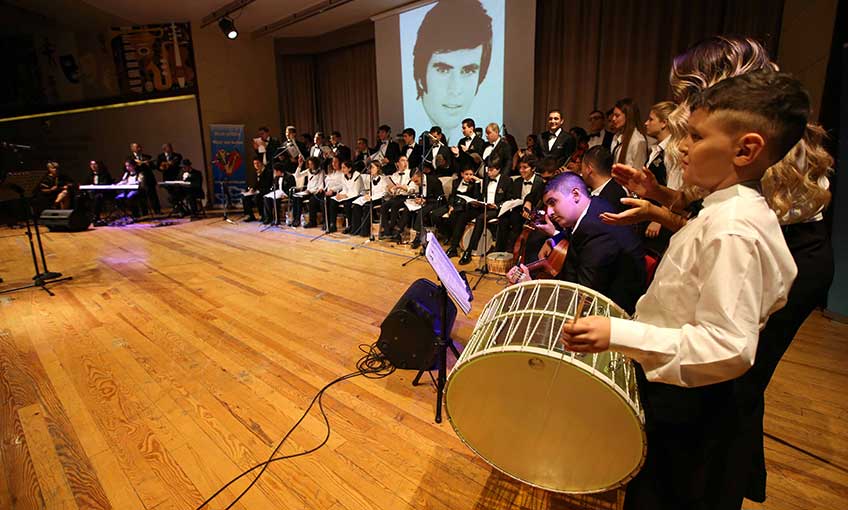 40 Otizmli gençten muhteşem konser