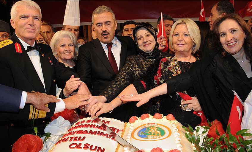 Meydanda Cumhuriyet Resepsiyonu