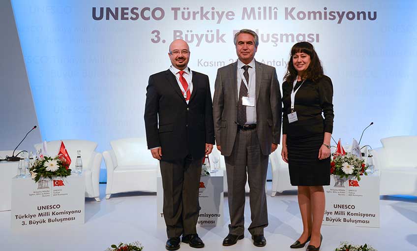 İzmir'e Uluslararası Göç Kürsüsü