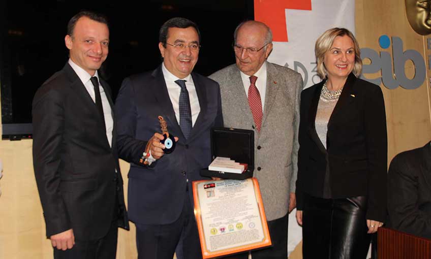 Batur’a kentsel dönüşüm ödülü