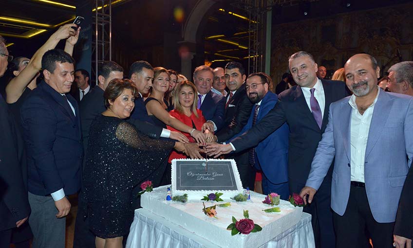 BUEK’ten dev öğretmenler günü balosu