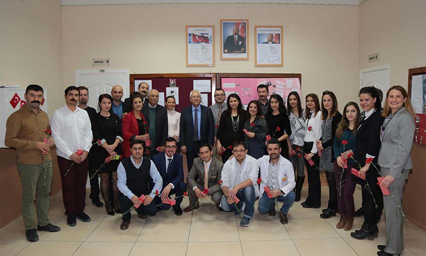 Başkan Selvitopu, öğretmenler gününü kutladı