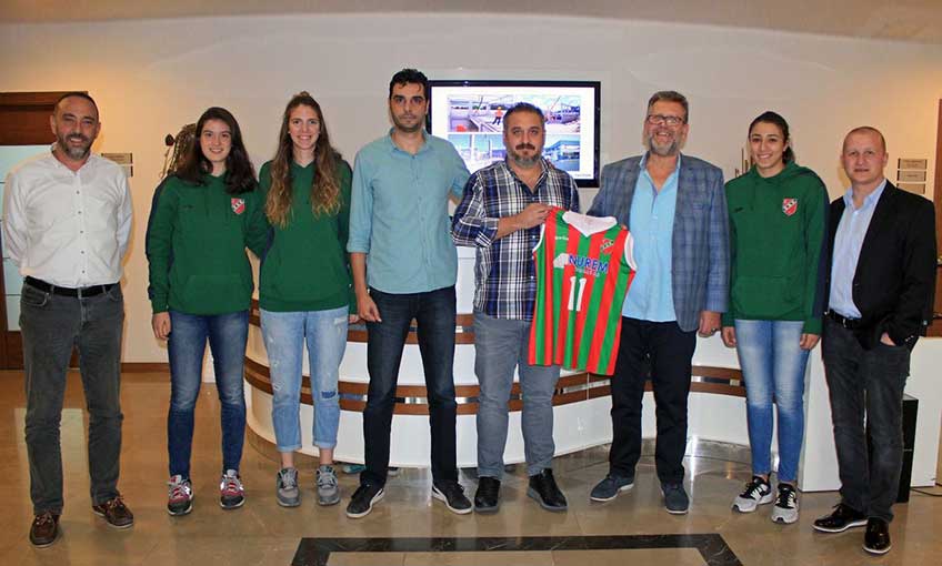 Nurem Karşıyaka Bayan Voleybol’a sponsor