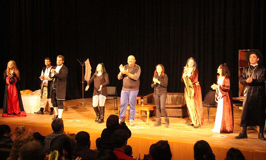 Tarla Kuşuydu Jüliet BerKM'de sahnelendi