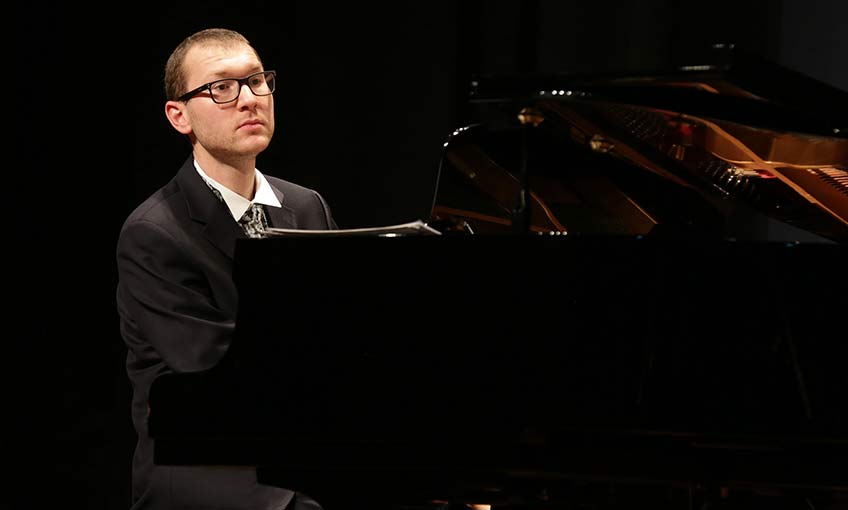 Otizmli Güldoğan’dan piyano dinleti