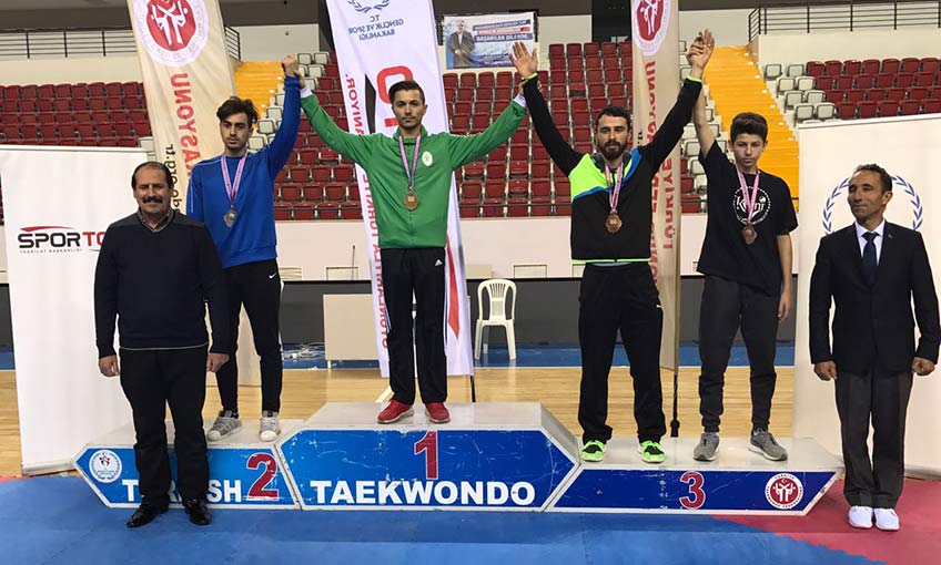 Bornova’nın şampiyon taekwonducuları