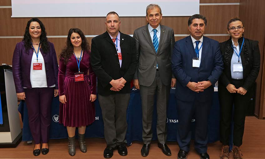 Hemşireler tıbbi müdahalede söz sahibi olmak istiyor