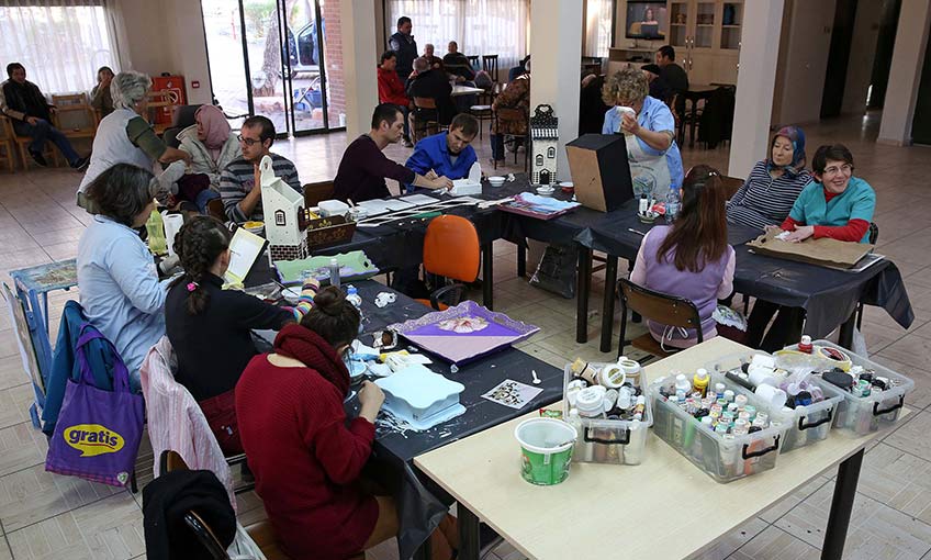 Yeni yıl hediyeleri Buca’dan