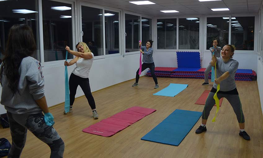 Bostanlıspor'un bayanlara yönelik pilates, try ve aerobik kursları başladı.