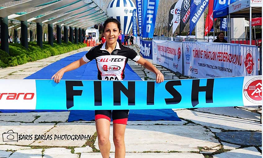 Madalya kürsüsü UĞUR’lu sporculara emanet