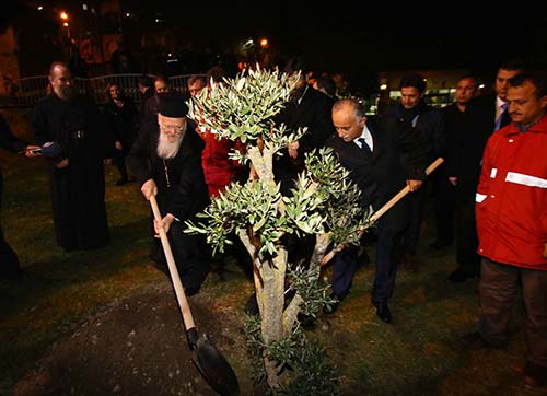 Körfezi izleyip, açılış yaptı