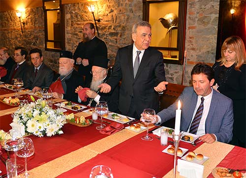 Patrik, İzmirde iki sergi birden açacak