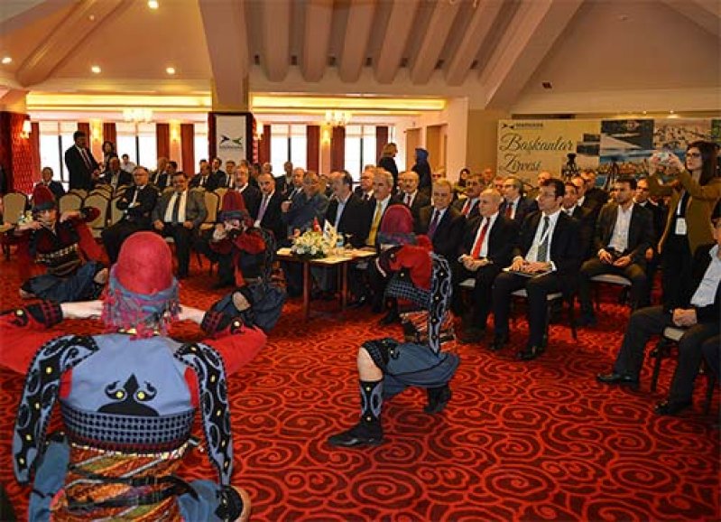 Marmaralı başkanlar İzmir'de buluştu