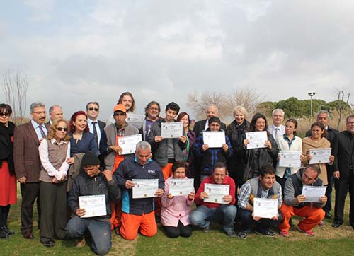 Zihinsel engelli gençler dış mekan bitkisi  yetiştirecek