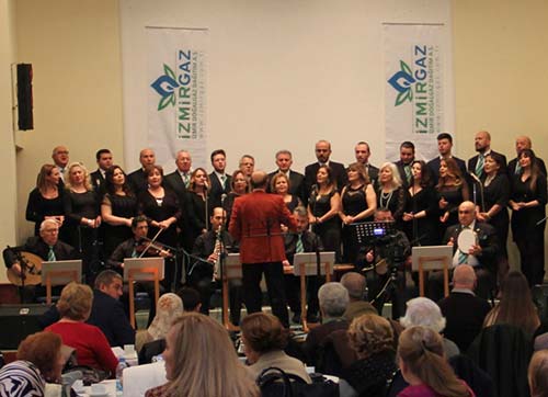 İzmir Doğalgaz Türk Sanat Müziği Korosundan Huzurevi Sakinlerine Konser