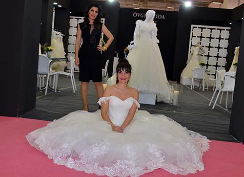 Yeni markasıyla katıldı