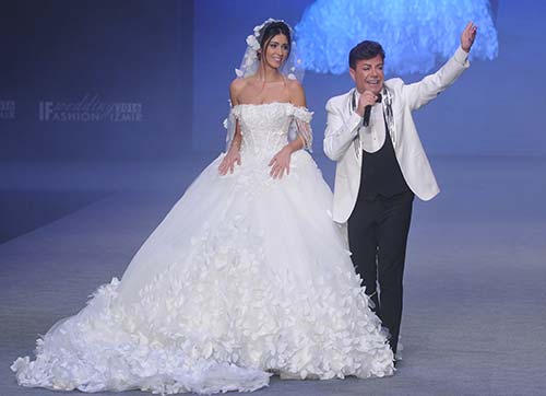 Nazarelden özel gelinlikler