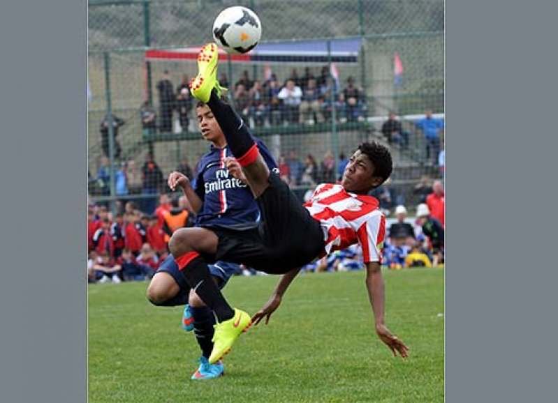 Şampiyonlar Ligi değil, İzmir Cup