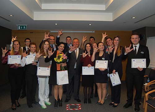 SWISSOTEL BÜYÜK EFES EKİBİ ENGEL TANIMIYOR