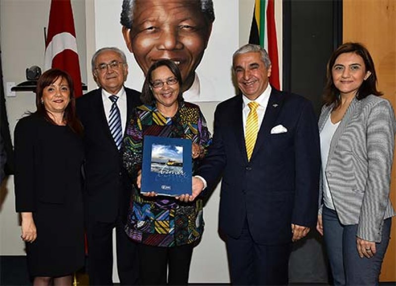 İşaret fişeğini böyle yaktılar