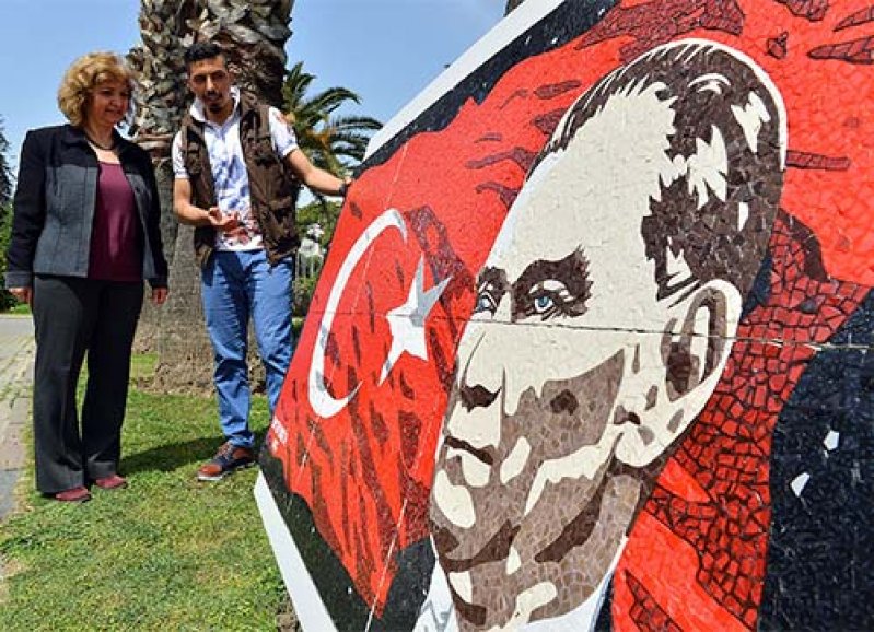 Iraklı sanatçının Atatürk sevgisi