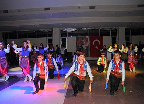 MİSAFİR ÇOCUKLARLA 23 NİSAN COŞKUSU