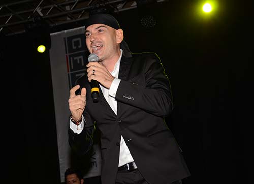 Altay, Bu Kez Hasta Çocuklar için Söyledi