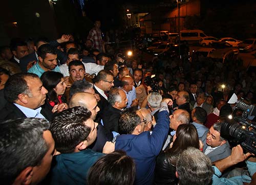 Başkan Karabağdan Nazımlı mesaj!