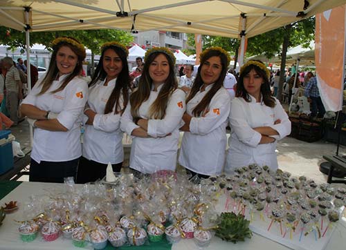 İZMİR EKONOMİ'DEN ENGİNARIN FARKLI TATLARI