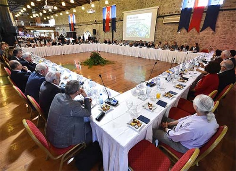 Kültürpark geleceğe uzanıyor