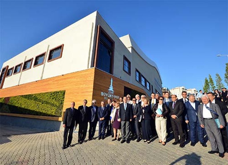 İşte İzmir'in yeni gurur abidesi 