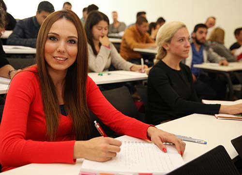 10 öğrenciden 9una kesintisiz burs