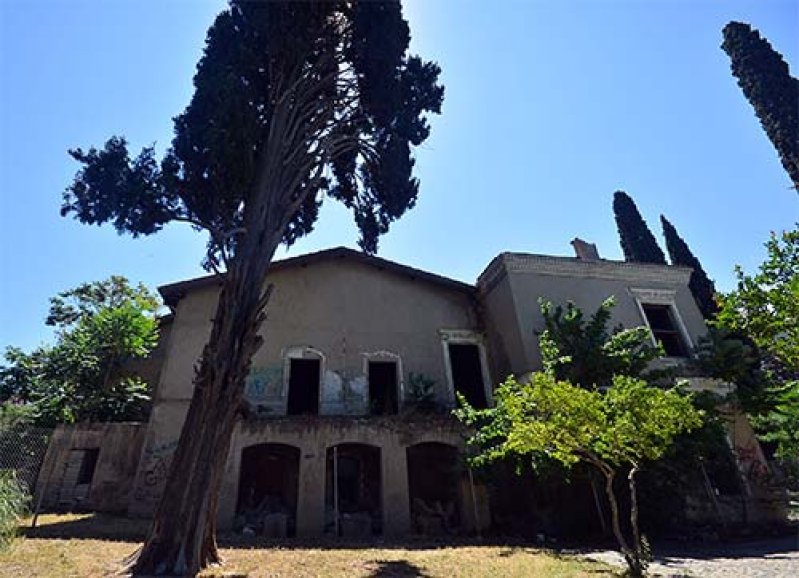 Tarihi köşkte tarihi gün