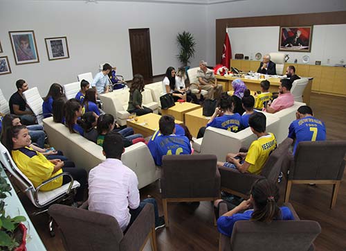 Selvitopu'na teşekkür ziyareti 