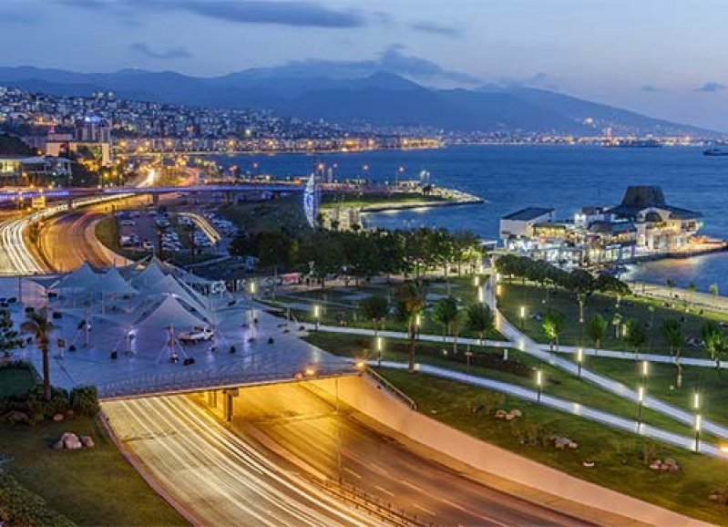 İzmir Körfezi mercek altında