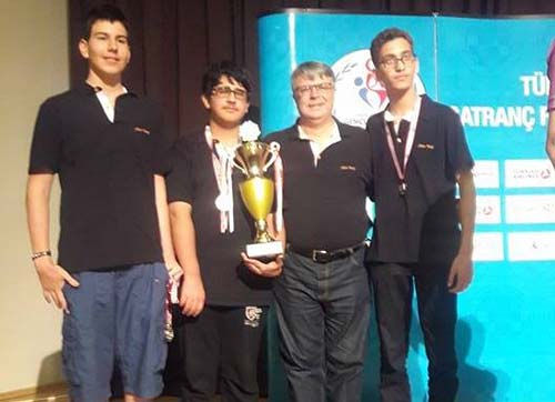 Rota Koleji kupayla döndü