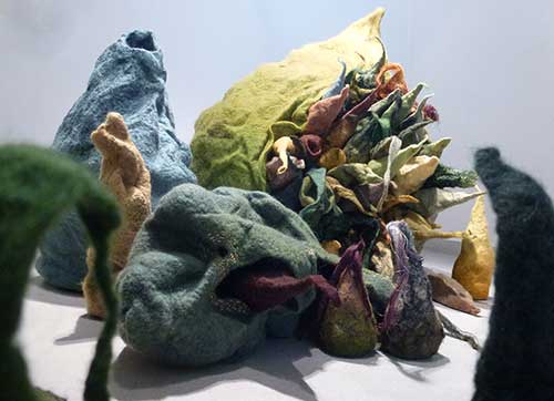 KEÇE KADINI YANSITTI 