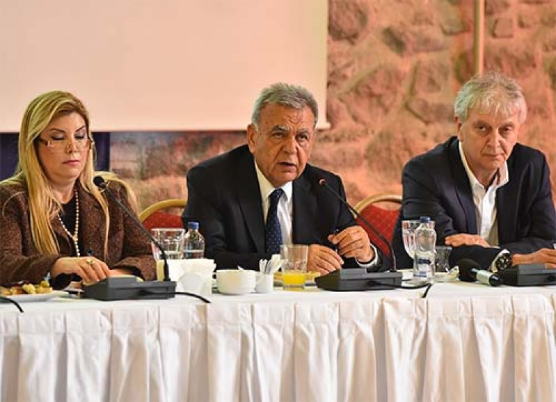 Not yükseldi, faiz düştü