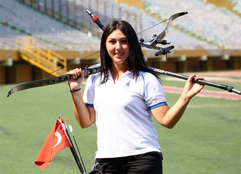 İzmir'in Okçu prensesi