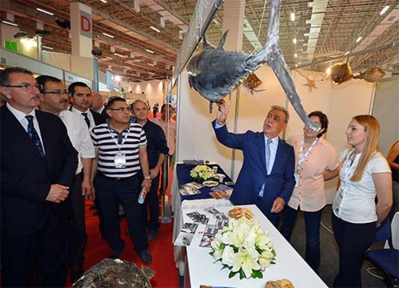 Balıkçılık sektörü İzmir'de buluştu
