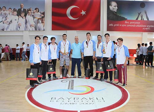 Atatürkün gençleri şampiyon