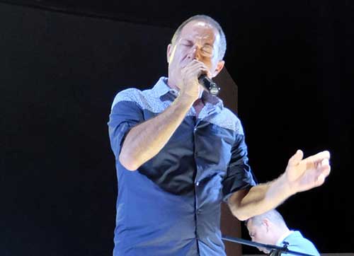 Alaçatı'da Sümer Ezgü Rüzgarı 