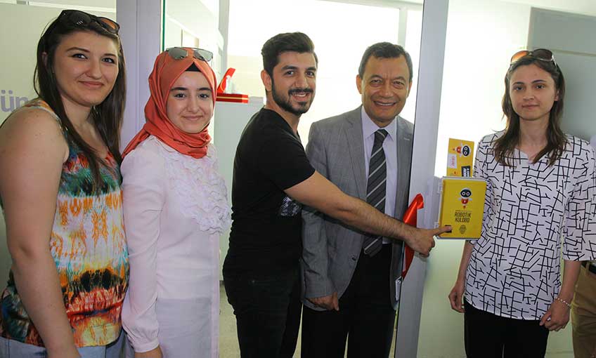 Öğrencilerden milli teknoloji