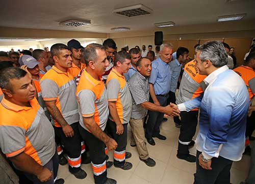 Karşıyaka'da dolu dolu bayram neşesi