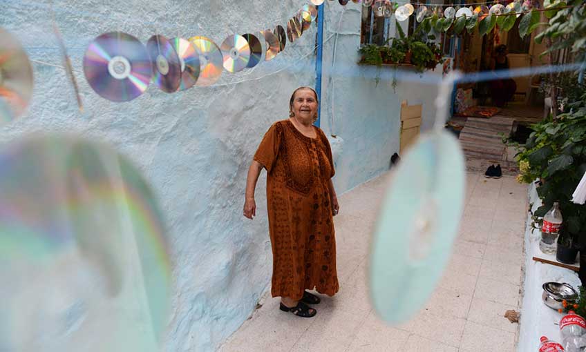 İzmir’in CD’li evi