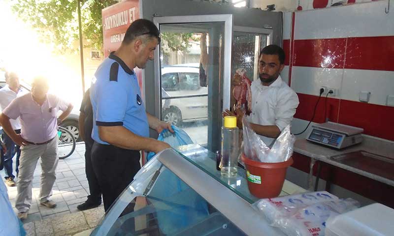 Buca’da Kaçak Et Operasyonu