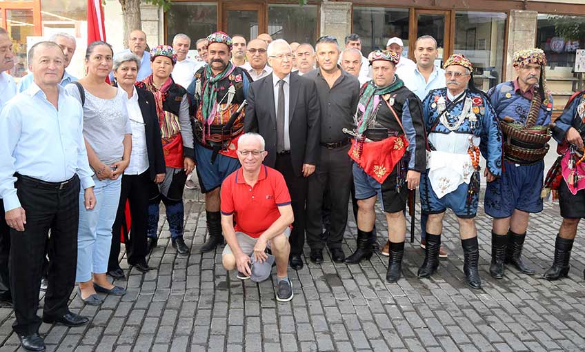 9 Eylül coşkusuna Karabağlar da ortak oldu