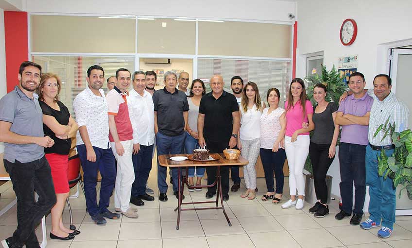 Kemal Hoca'ya Sürpriz Doğum günü