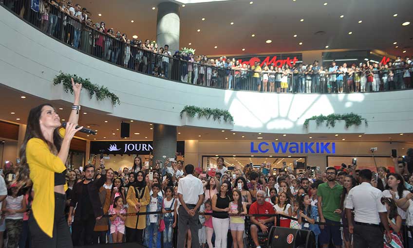 Derya Uluğ’a tam not