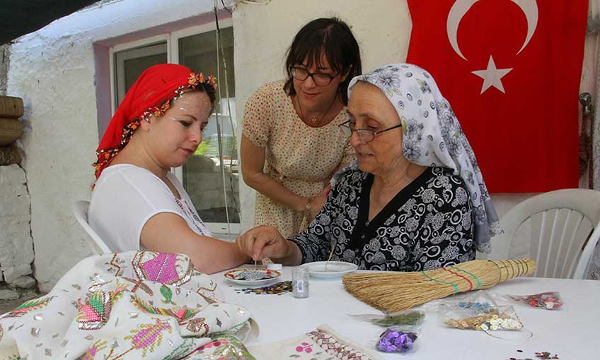 Mutlu evlilikler için yüzler yazılıyor!